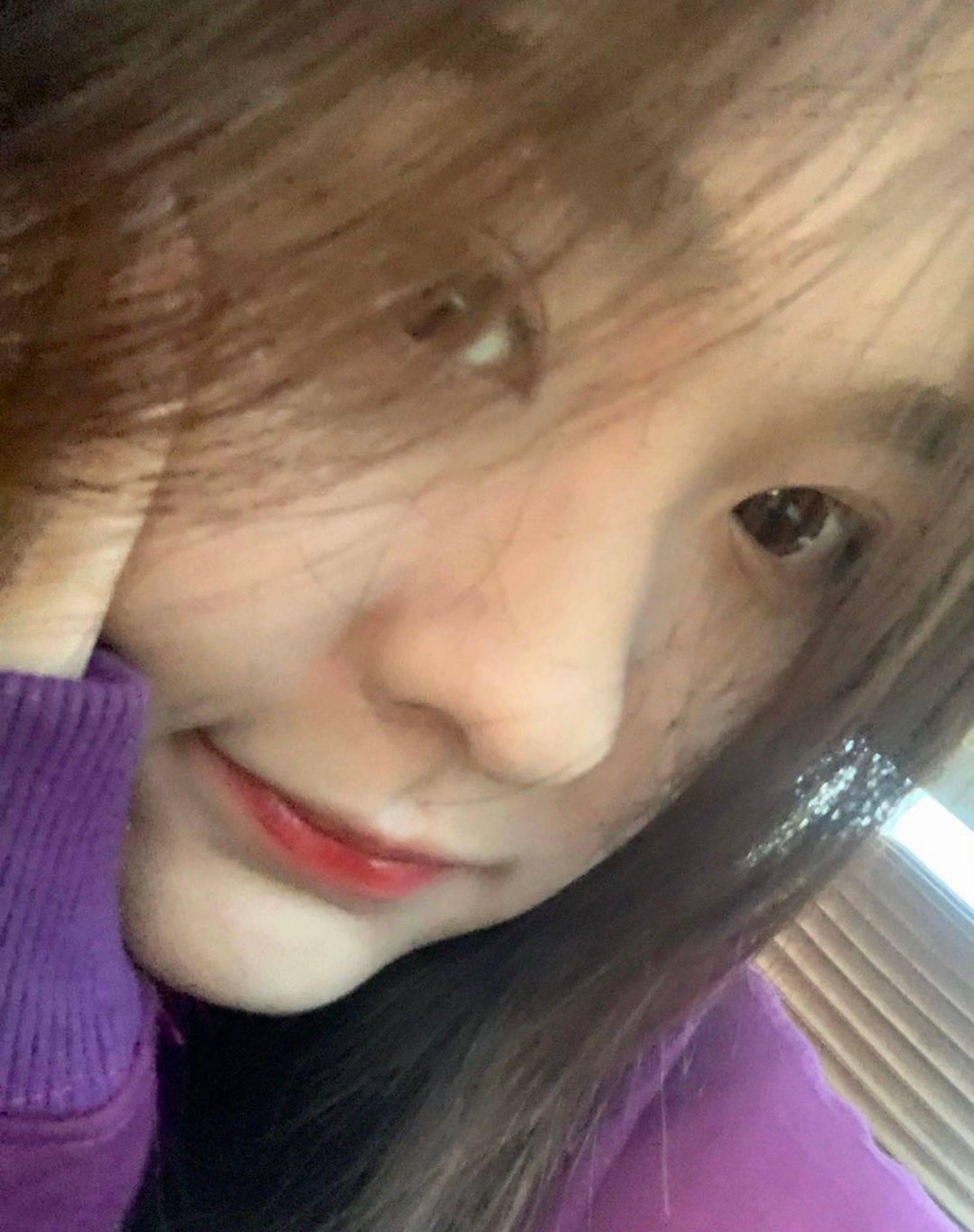 颜控必入！漂亮的小姐姐，会说话的大眼睛，猛亲猛吻69嗨翻了